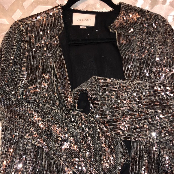 ALEXIS Sequin Top / Cardigan - Picture 4 of 7
